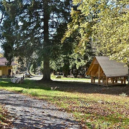 Le Petit Loup, Appartement Neuf Avec Jardin Gerbépal Exteriör bild