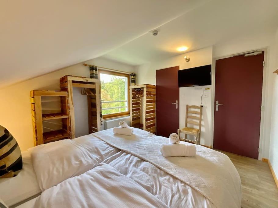 Le Petit Loup, Appartement Neuf Avec Jardin Gerbépal Exteriör bild