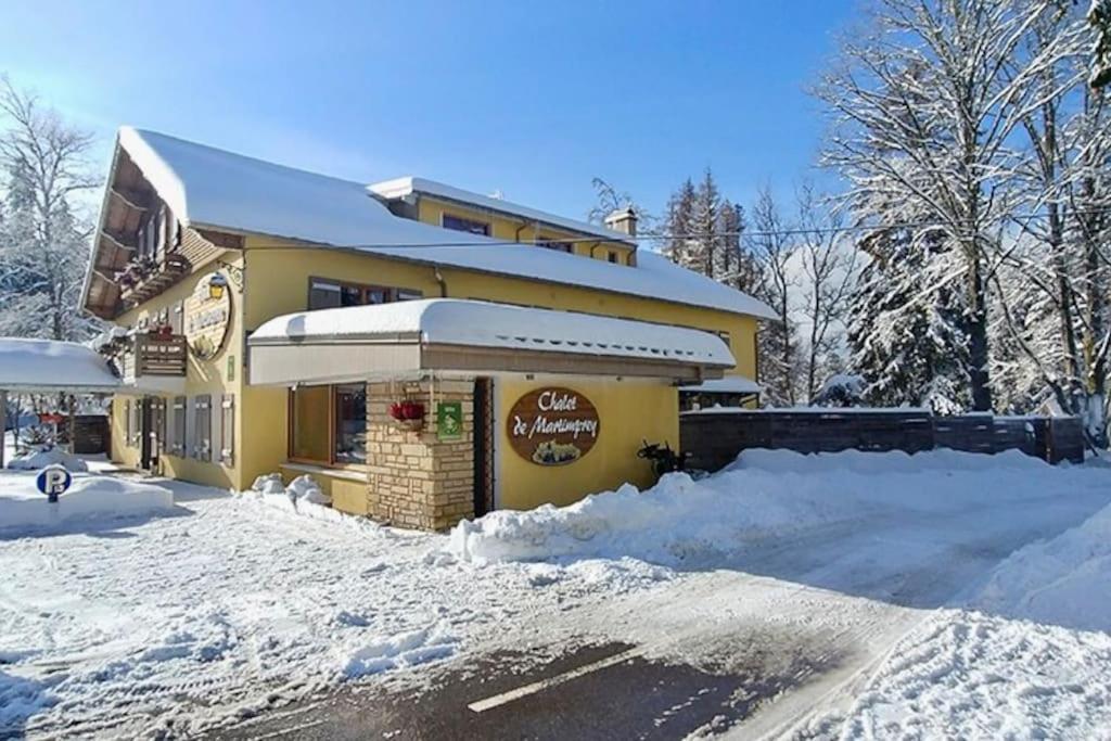 Le Petit Loup, Appartement Neuf Avec Jardin Gerbépal Exteriör bild