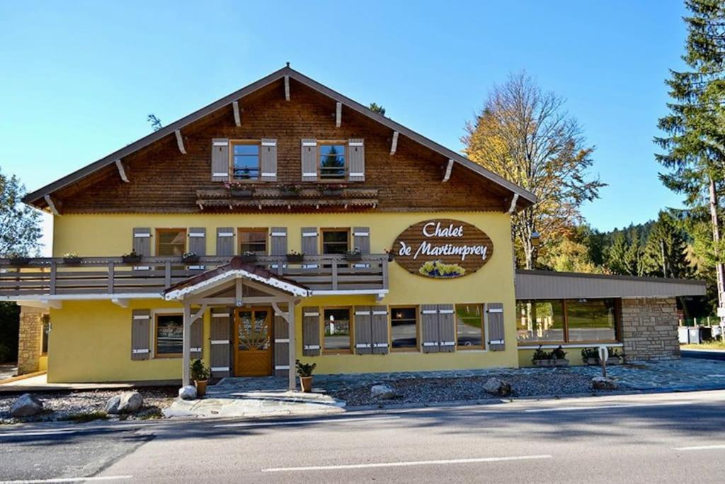 Le Petit Loup, Appartement Neuf Avec Jardin Gerbépal Exteriör bild